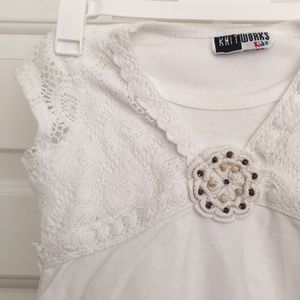 Girls White Top Up and Down Lace Short Sleeves Wooden Beads Decor